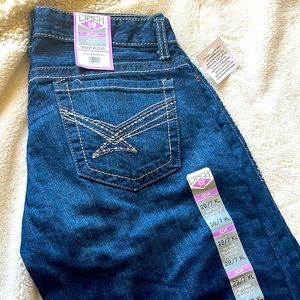New with tags! Cinch ADA jeans!
